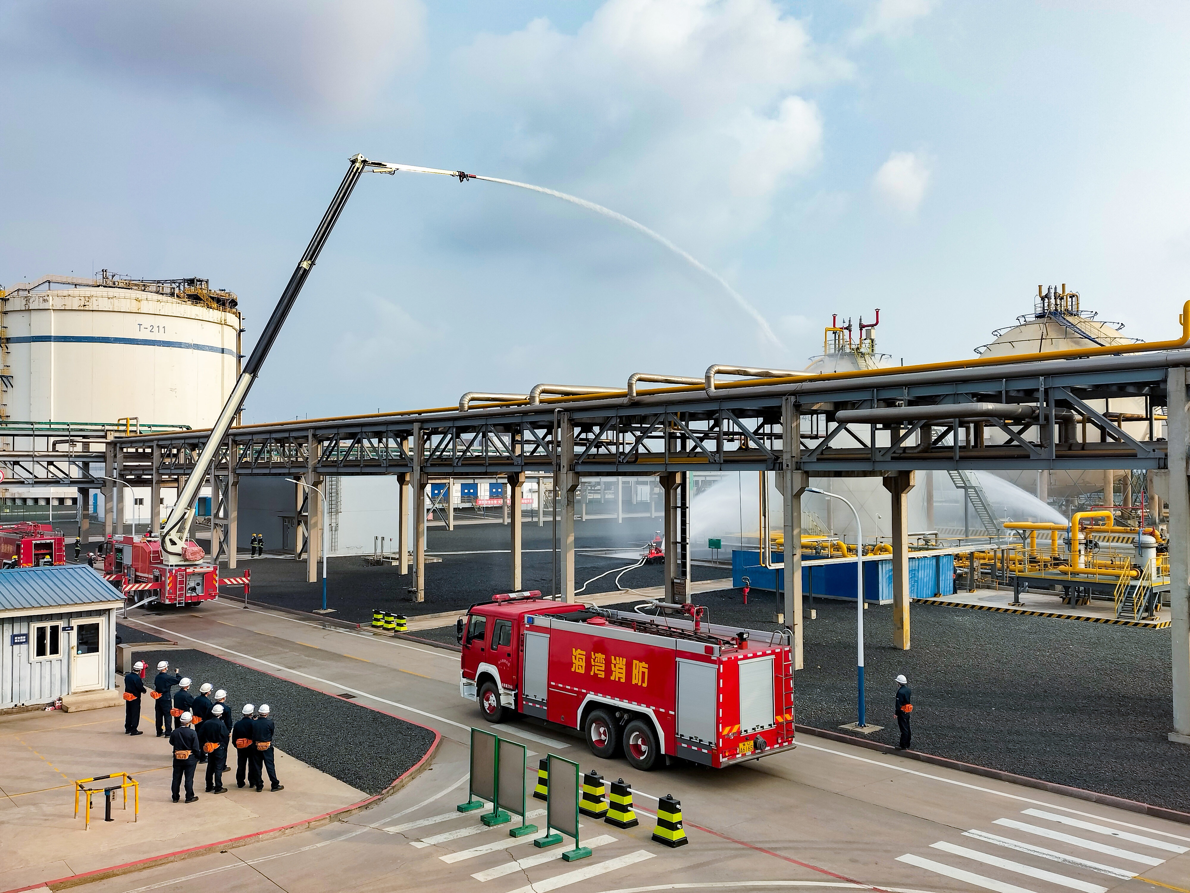 公司高管(guan)下班組