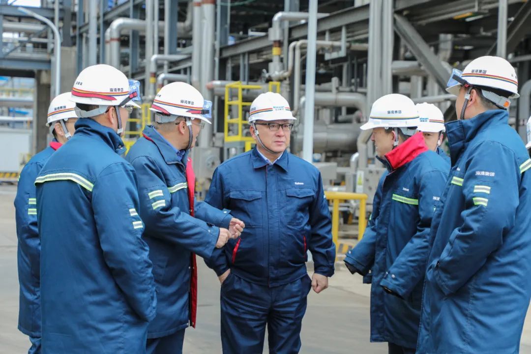 李(lǐ)明董事長(zhang)帶隊開展(zhǎn)安全檢查(chá)