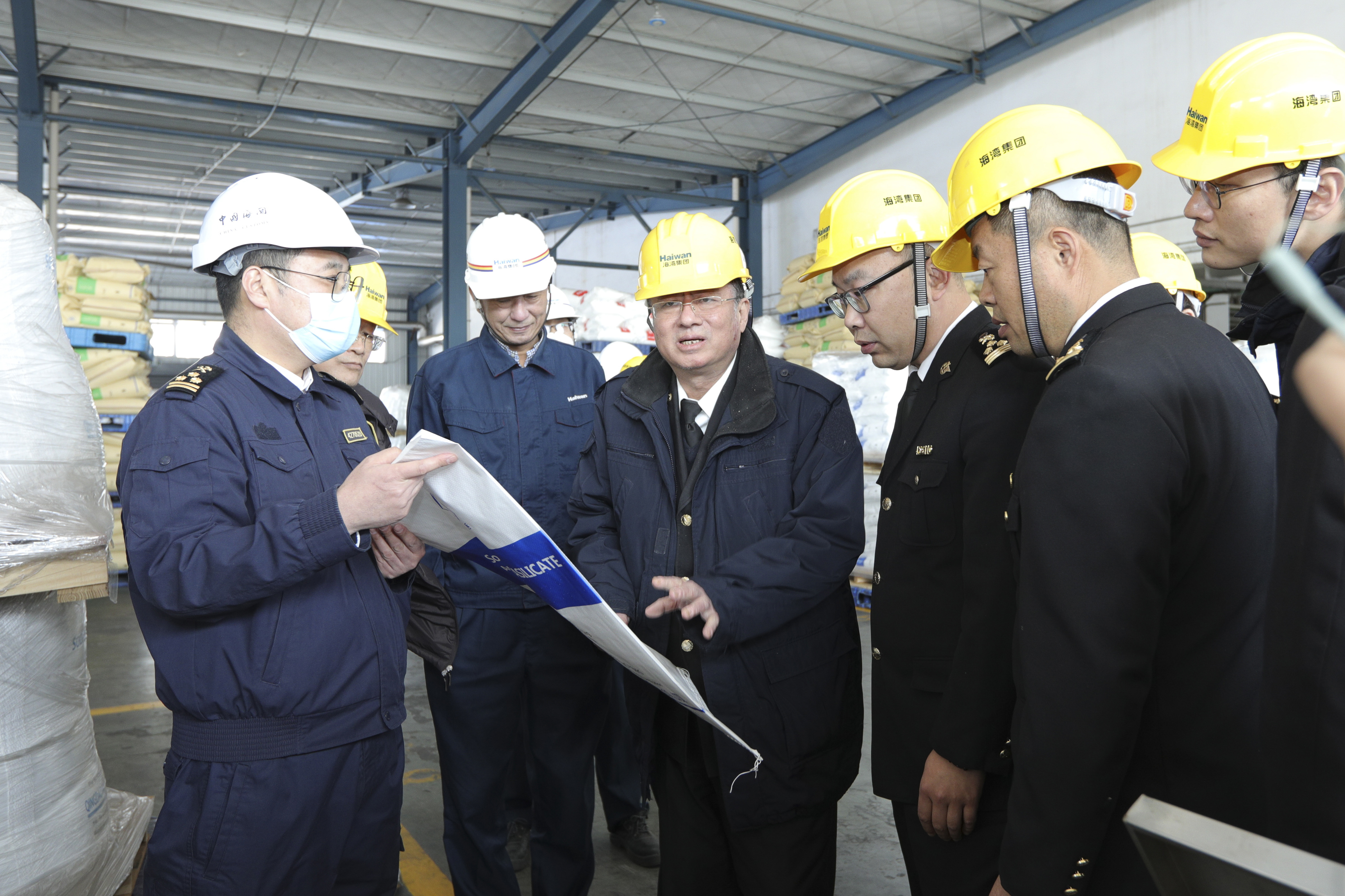 海關(guān)總署到海灣化學(xué)調研